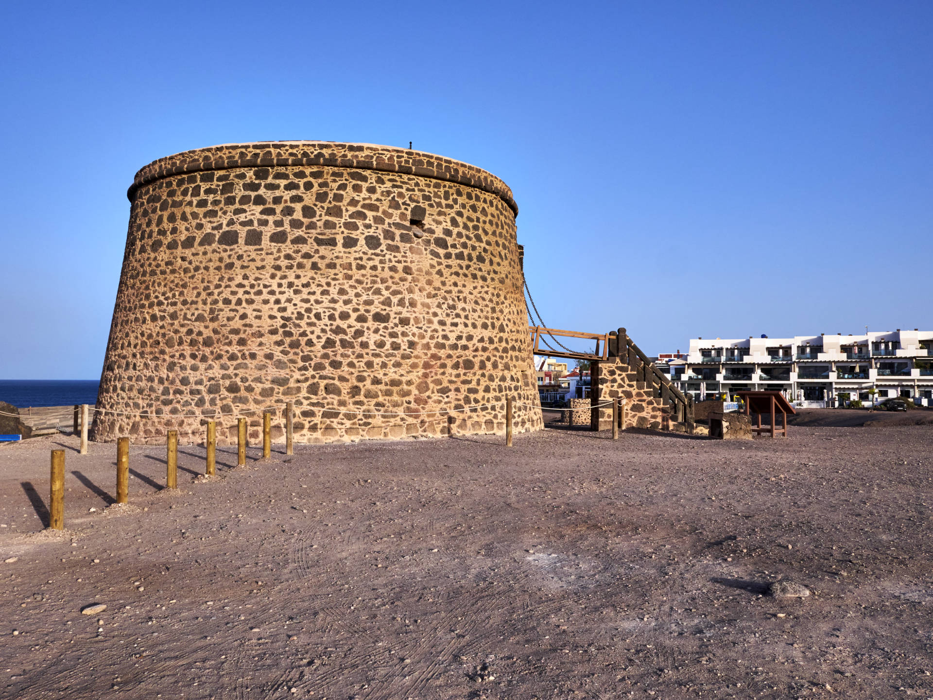 Castillo de Rico Roque o Torre de El Tostón, El Cotillo, Fuerteventura.