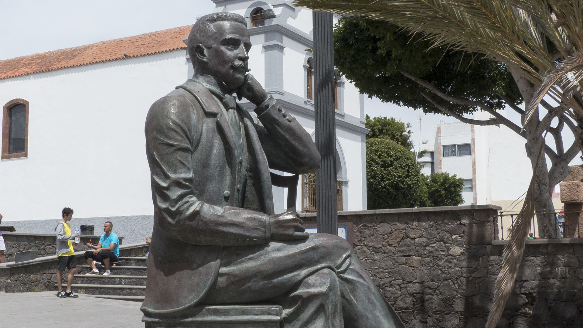 Manuel Velázquez Cabrera Statue in Puerto del Rosario Fuerteventura.